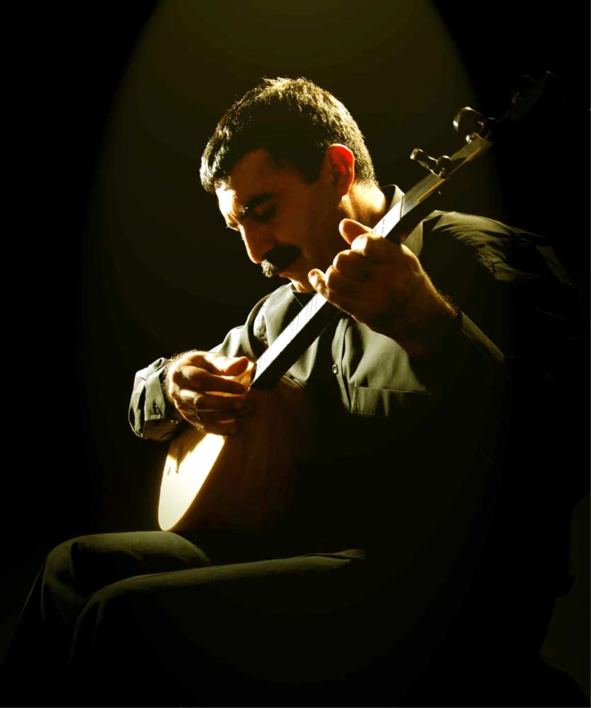 Bağlama Sanatçısı Erzincan\'ın İran Konseri