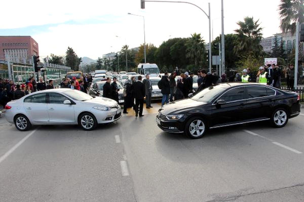 Bakanların Eroğlu ve Kılıç, Samsun\'da Açılış Yapıp Temel Attı