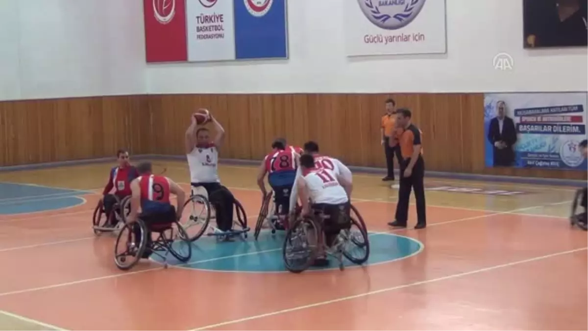 Basketbol: Tekerlekli Sandalye Süper Ligi