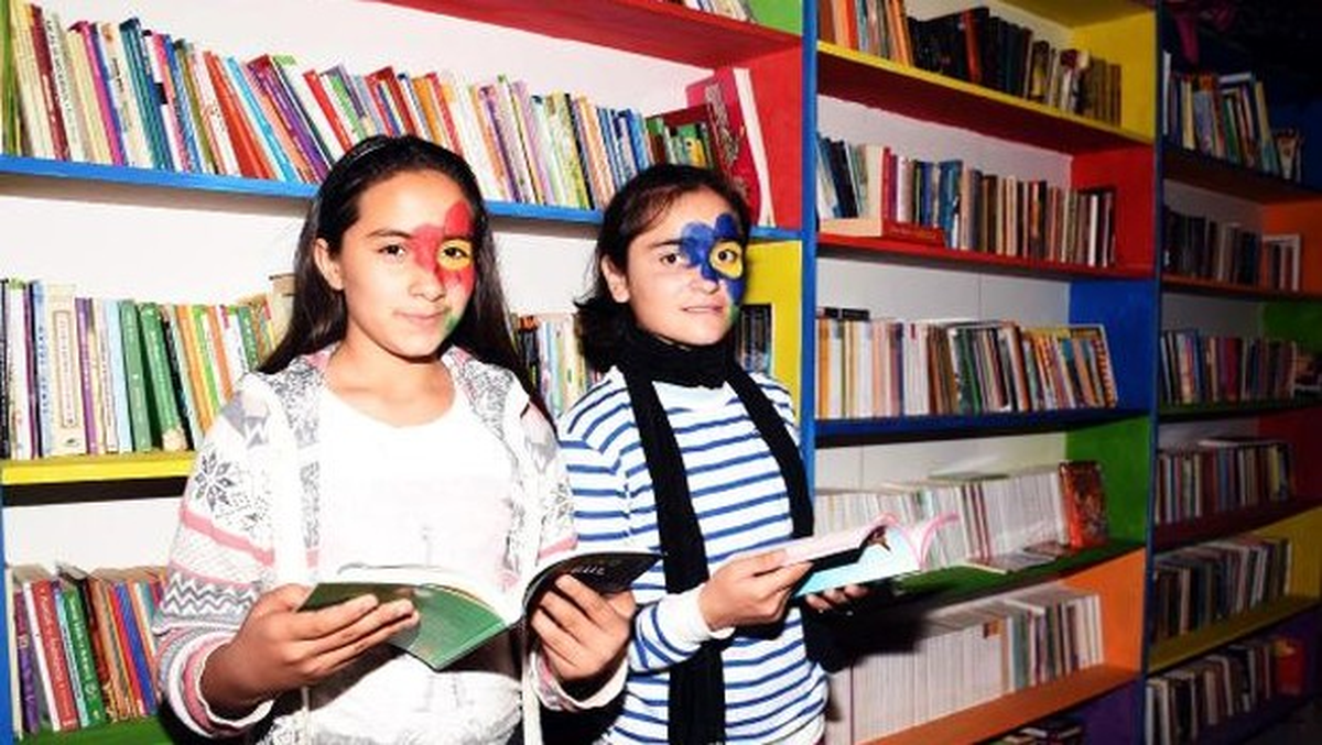 Çocuk Festivali Gibi Kütüphane Açılışı