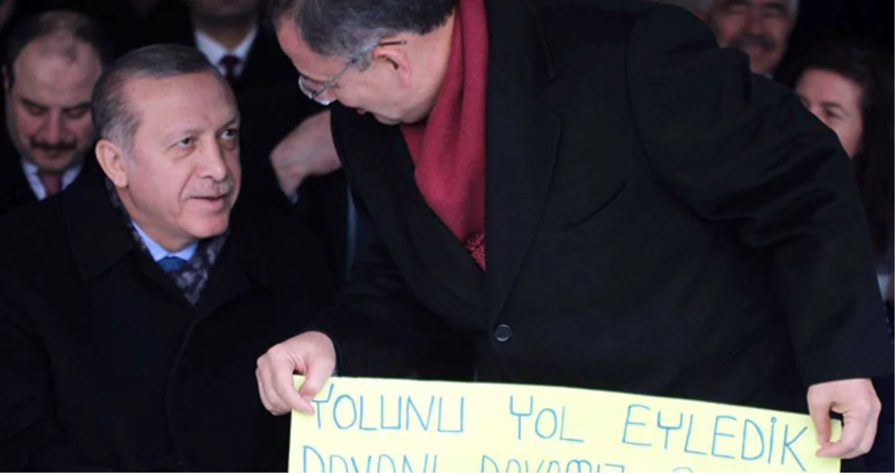 Erdoğan Pankarta Mest Oldu, Genç Kızı Evinde Ziyaret Etti