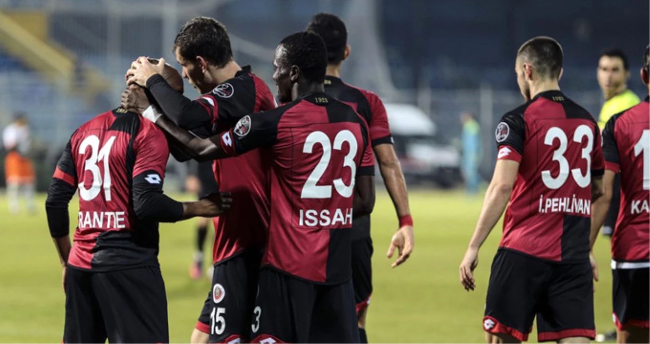 Gençlerbirliği Deplasmanda Adanaspor\'u 2-0 Mağlup Etti