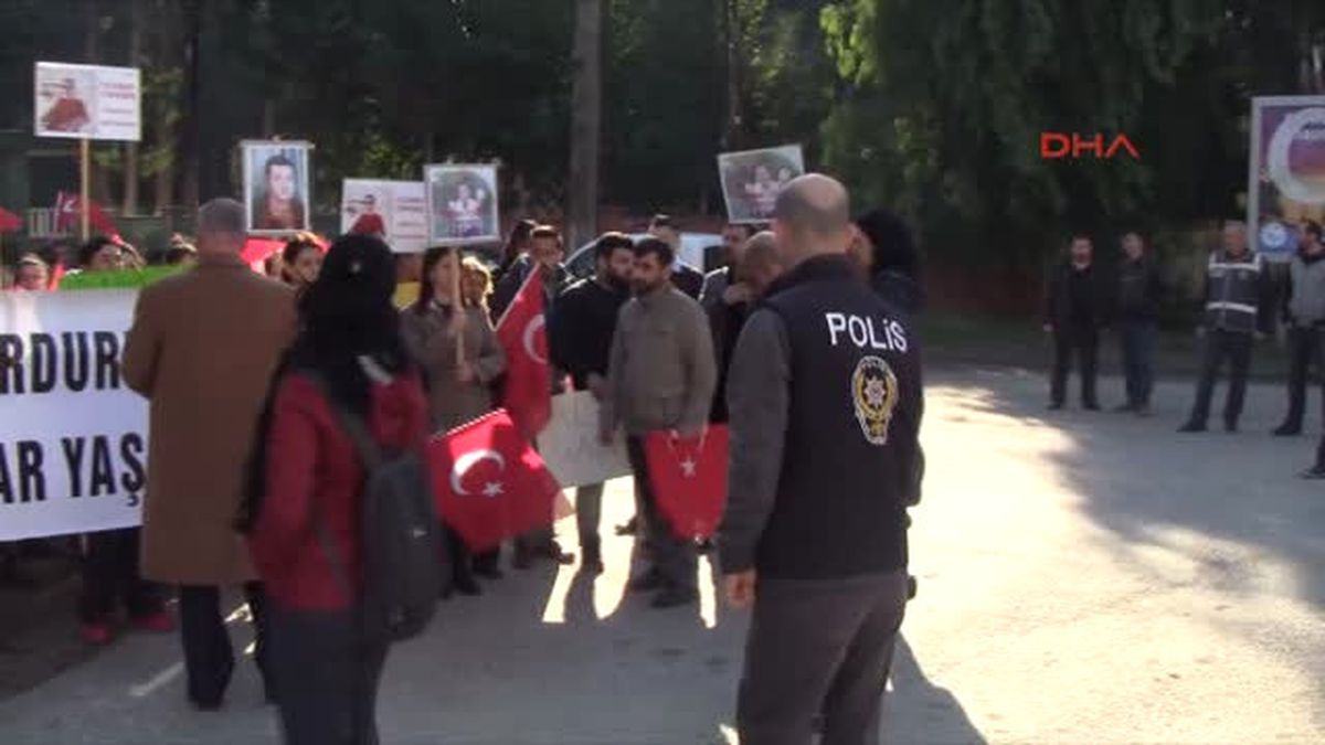 Hatay Idamı Durdurmak Için Yürüdüler