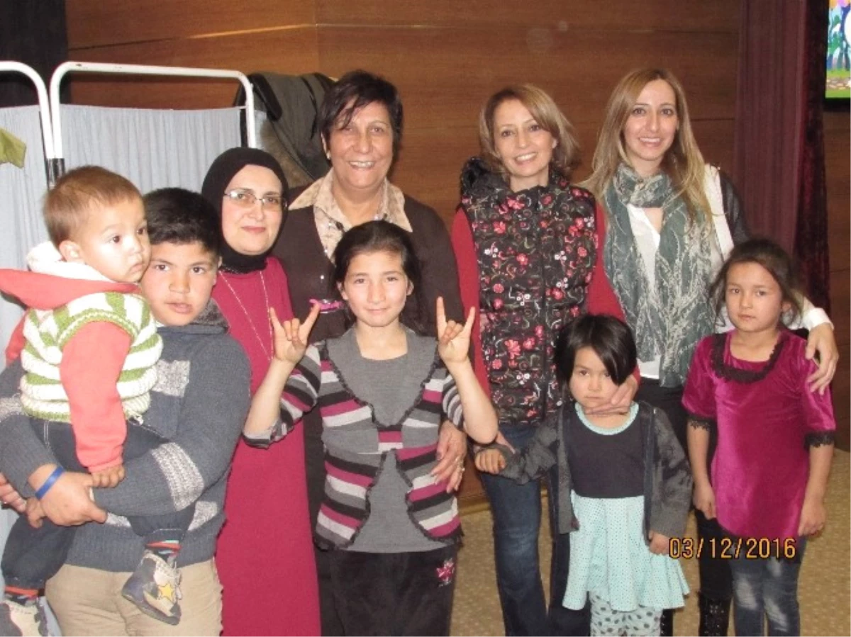 MHP Ankara İl Başkanlığı\'ndan Özbek Çocuklara Sağlık Desteği