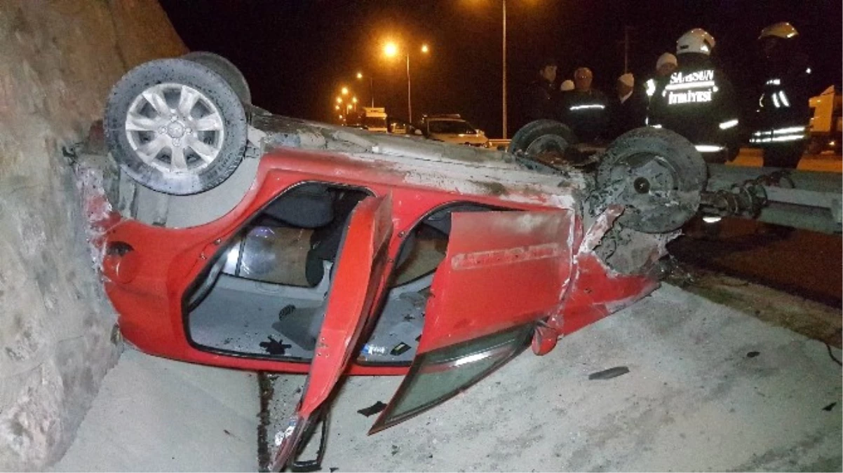 Samsun\'da Otomobil Takla Attı: 5 Yaralı