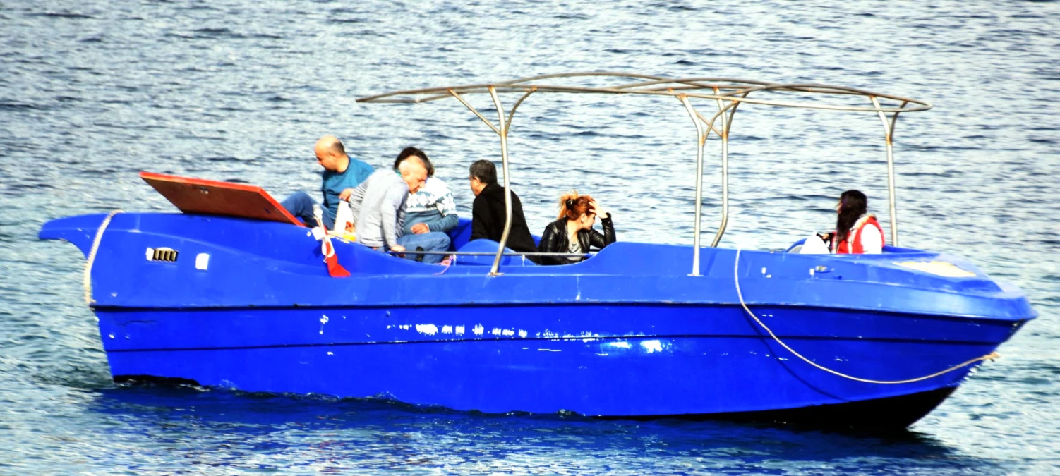 Sığınmacıları Taşıyacak Tekneyi Denerken Yakalandılar