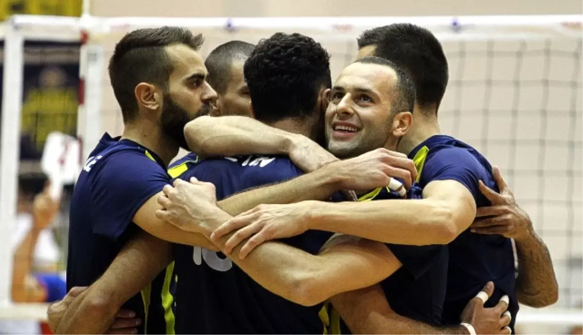 Voleybol: Efeler Ligi