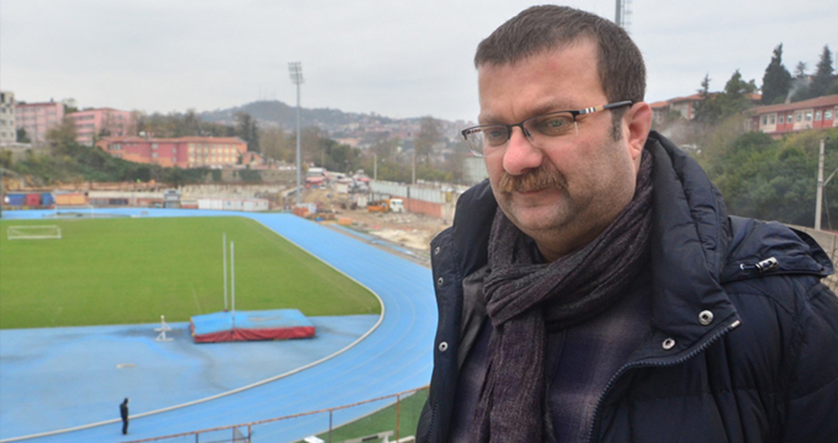 Zonguldak Kömürspor'un Başkanı Kapı Kapı Gezip Takvim Satıyor