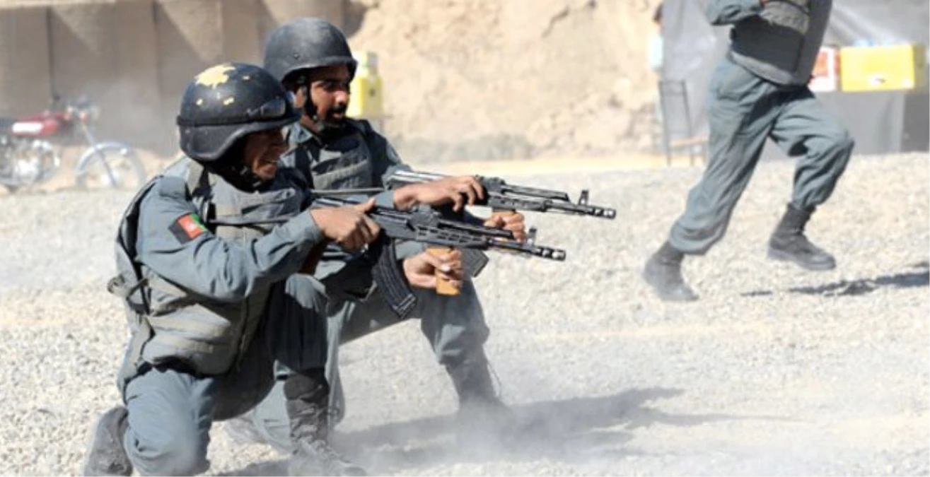 Afganistan\'da Deaş\'in Karakol Saldırısı Püskürtüldü