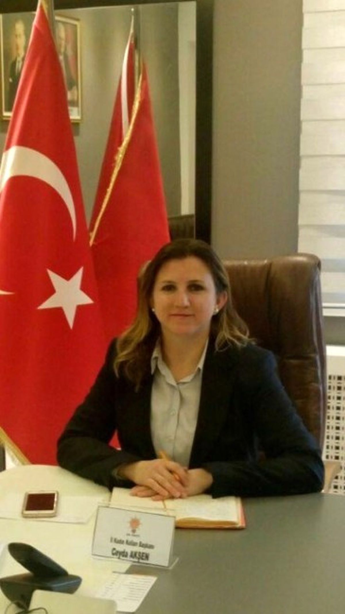AK Parti Eskişehir İl Kadın Kolları Başkanı Av. Ceyda Akşen'ın 5 Aralık Mesajı