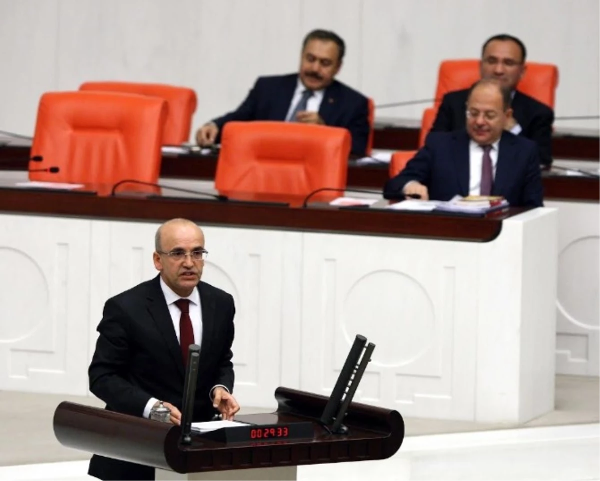 Başbakan Yardımcısı Şimşek: "100 Liralık Verginin 2017 Yılında Sadece 11 Lirası Faiz Harcamalarına...