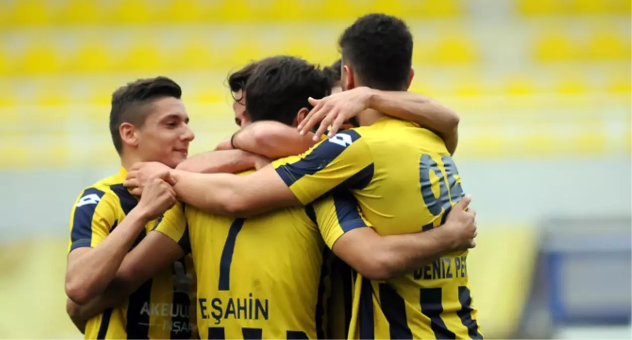 Bucaspor Bir İleri Bir Geri