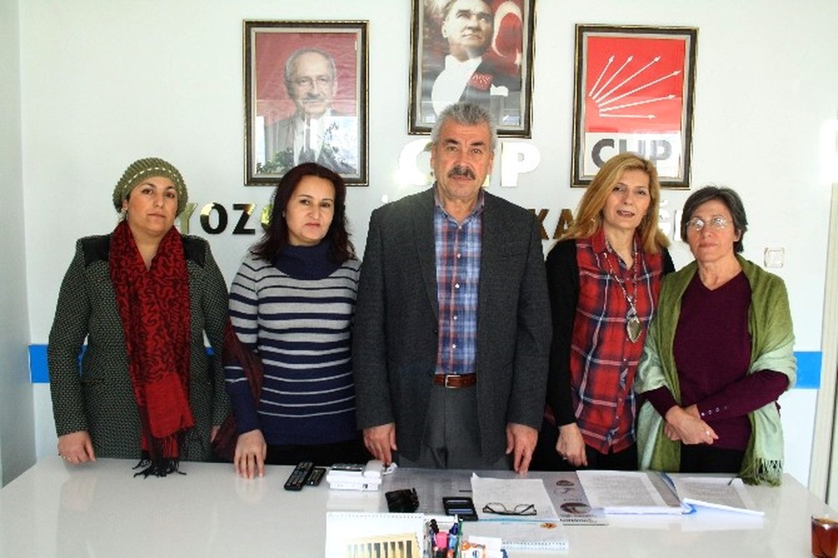 CHP\'li Kadınlardan Dünya Kadın Hakları Günü Açıklaması