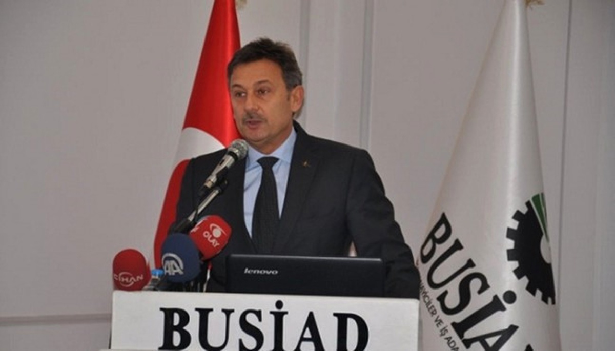 Değer Kaybeden Tl, Para Politikasını Sıkıştıracak, Faizleri Yükseltecek\'