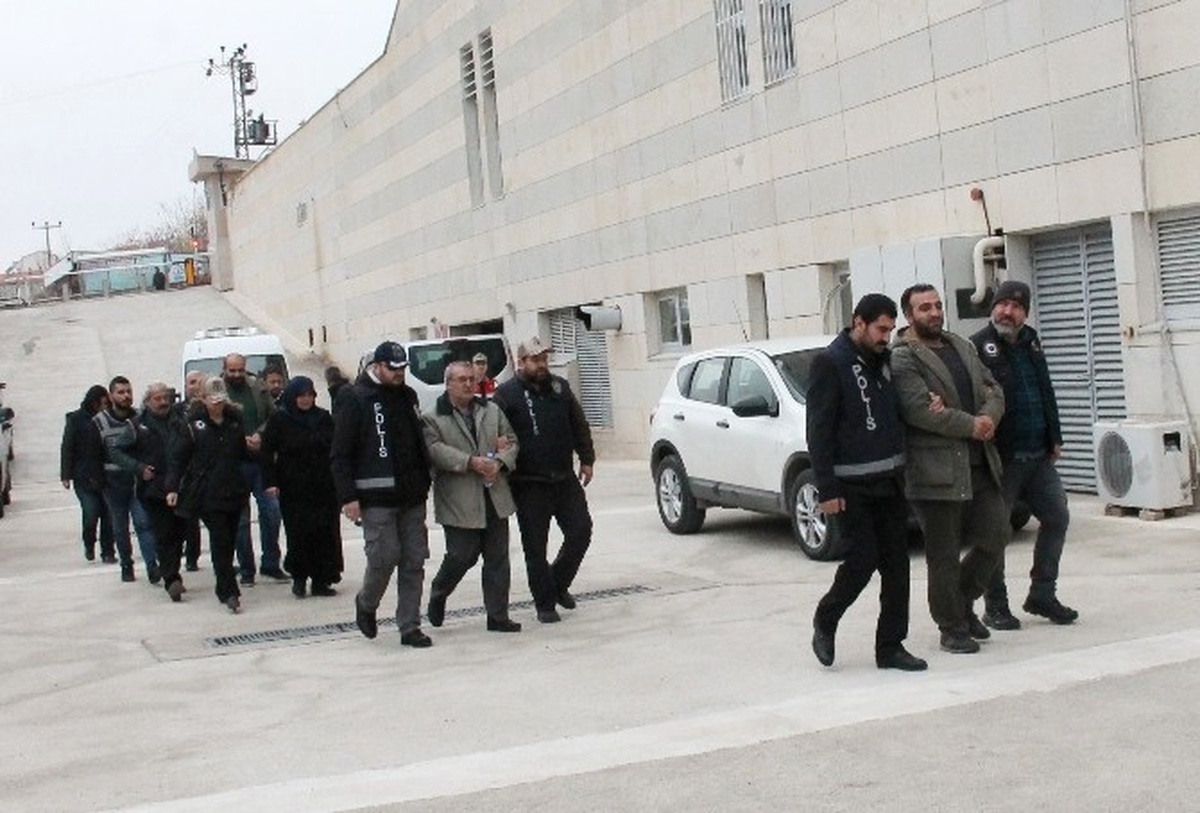 Elazığ\'daki PKK Operasyonunda 6 Şüpheli Adliyeye Sevk Edildi