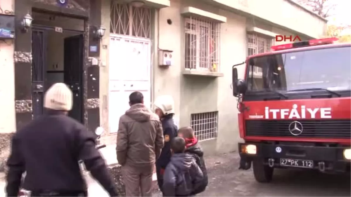 Gaziantep - Kiracısından Haber Alamadı, Ekipleri Alarma Geçirdi