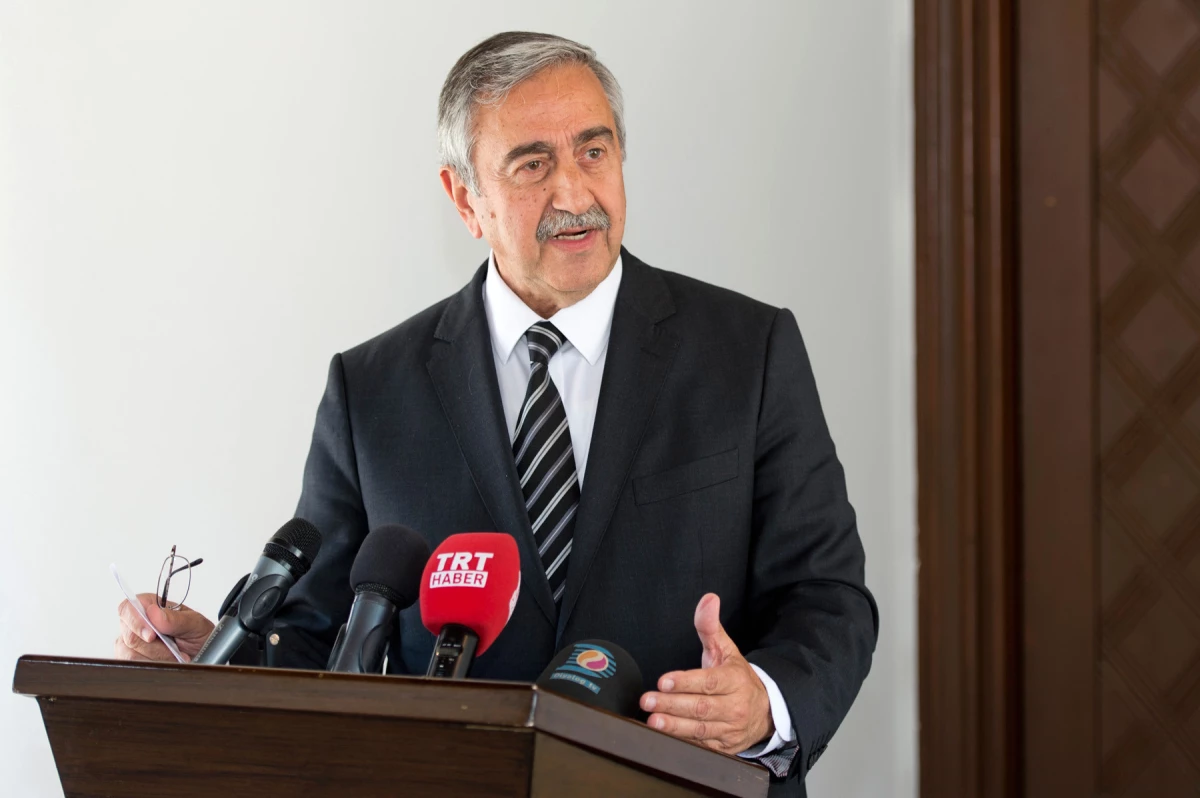 KKTC Cumhurbaşkanı Akıncı\'dan, Hükümete Saat Uyarısı