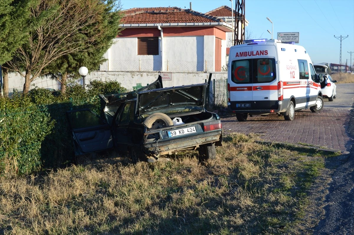Lüleburgaz\'da Trafik Kazası: 2 Yaralı