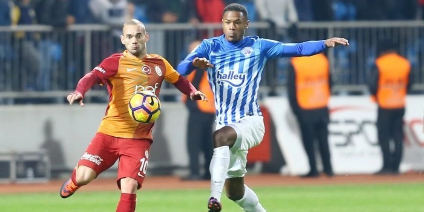 Sneijder, Süper Lig\'in Zirvesinde!