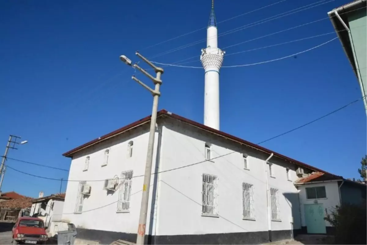 Tarihi Kırka Çarşı Cami Restore Ediliyor