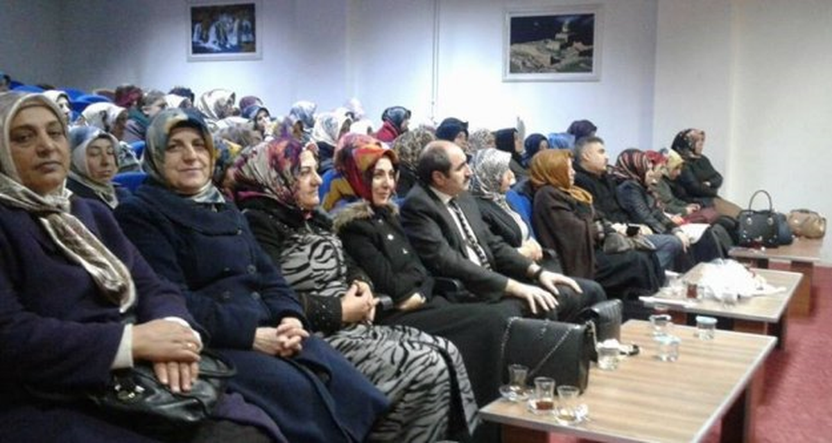 Türk Kadınına Seçme ve Seçilme Hakkı Verilişinin 82. Yıl Dönümü