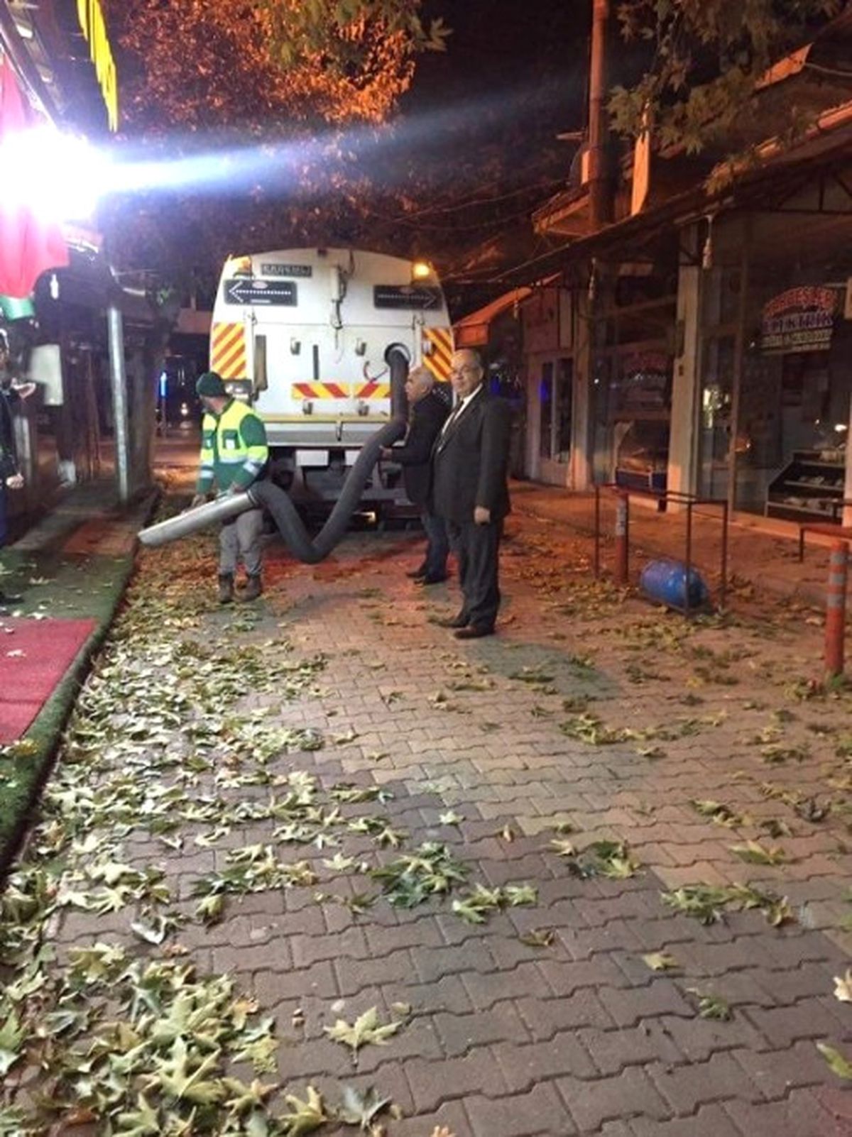 Adıyaman Belediyesinden Şiddetli Rüzgar Mesaisi