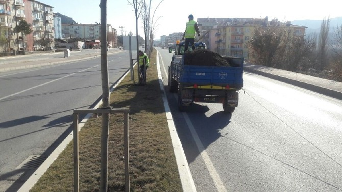 Çankırı\'daki Parklara Doğal Gübre