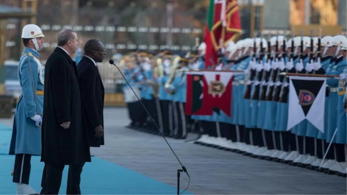Cumhurbaşkanı Erdoğan, Benin Cumhurbaşkanı Talon\'u Resmi Törenle Karşıladı