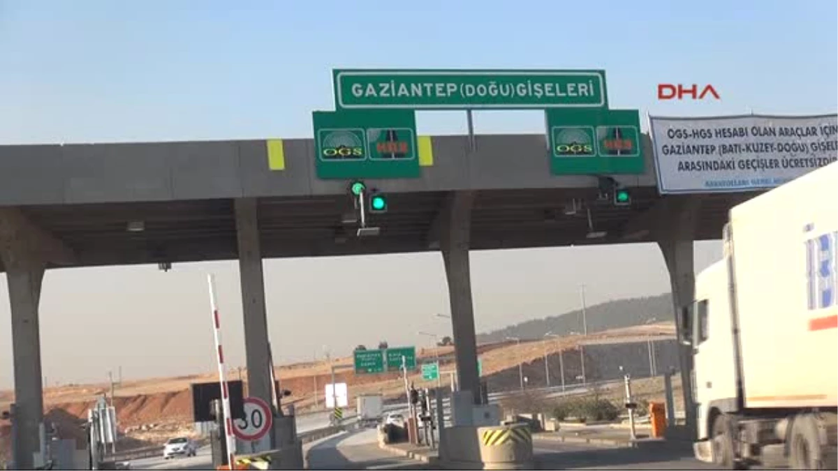 Gaziantep - Şanlıurfa\'dan, Kilis\'in Suriye Sınırına Askeri Sevkiyat