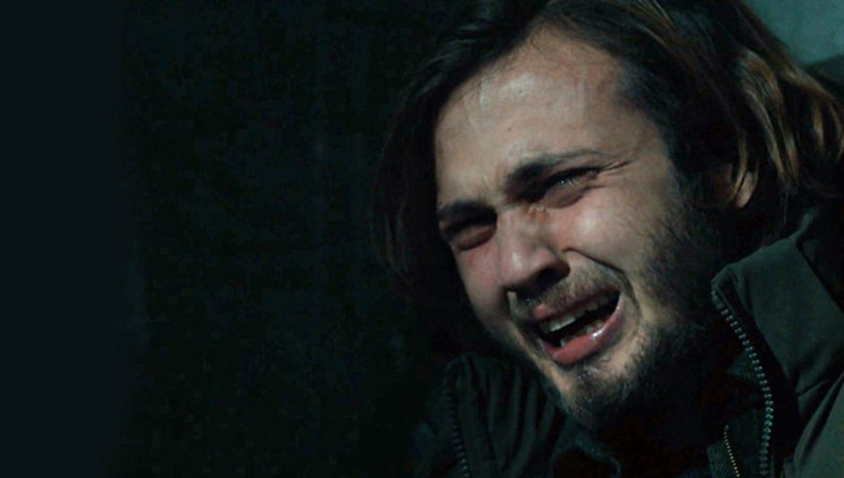 'İçerde' Dizisinde Mert Ailesinin Varlığını Öğrendi