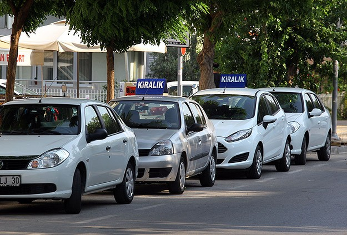 Kiralık Araçlarla Dolandırıldılar