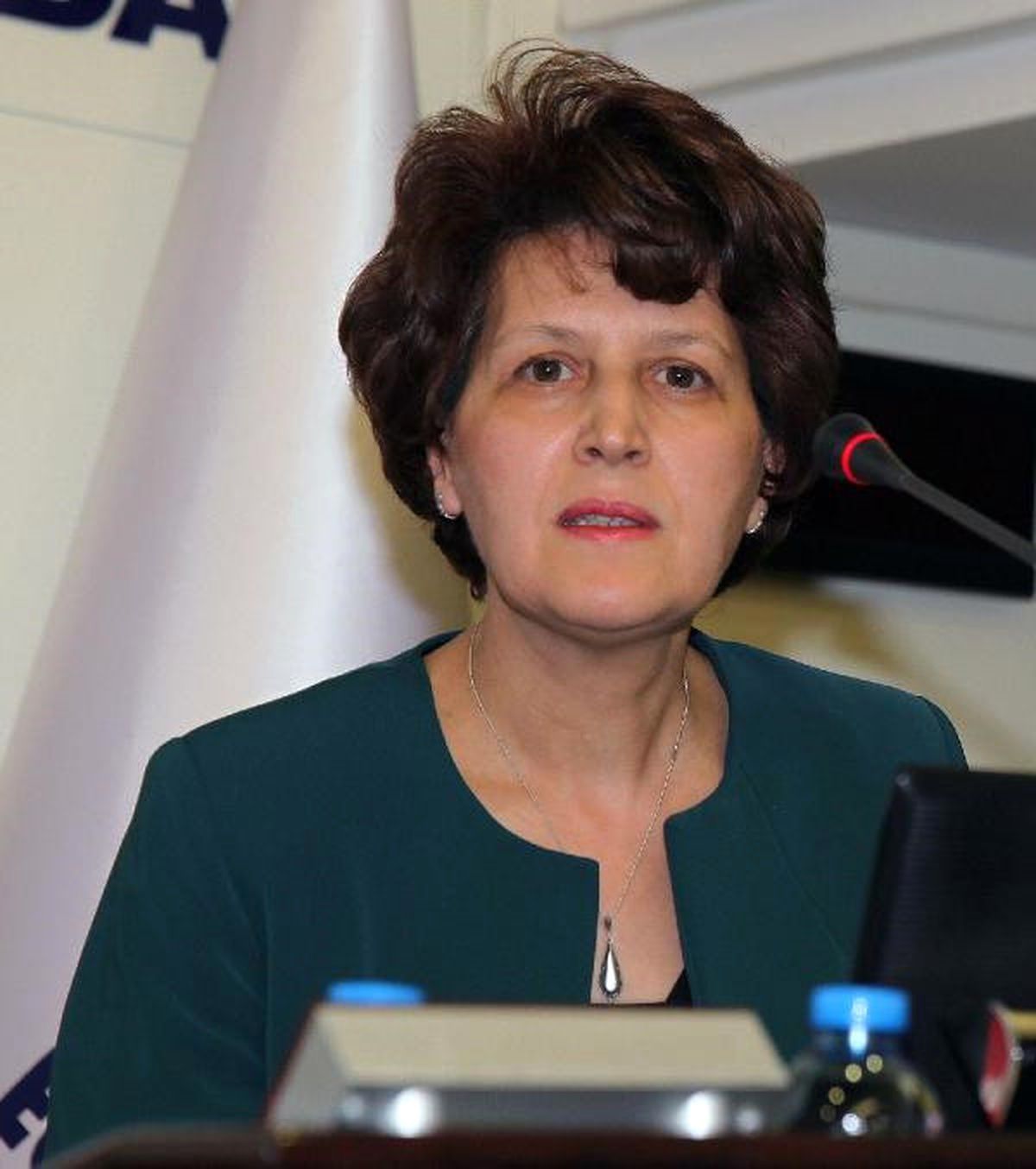 Koca İçin Eşine Yaklaşmama ve Cezaevinden İzne Çıkmama Kararı