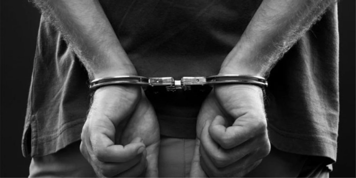 Kocaeli\'de Yakalanan Hırsızlık Zanlıları Tutuklandı