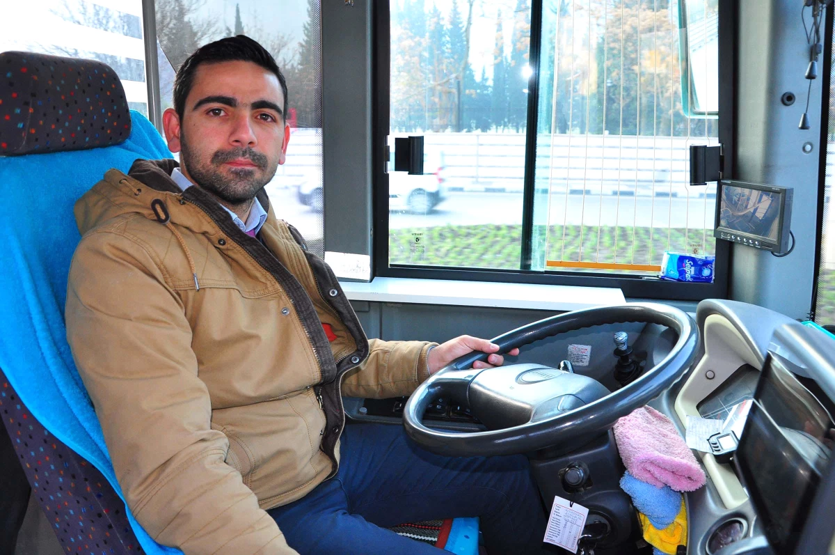 Otobüs Şoförü Kalp Krizi Geçiren Yolcusunu Hastaneye Yetiştirdi