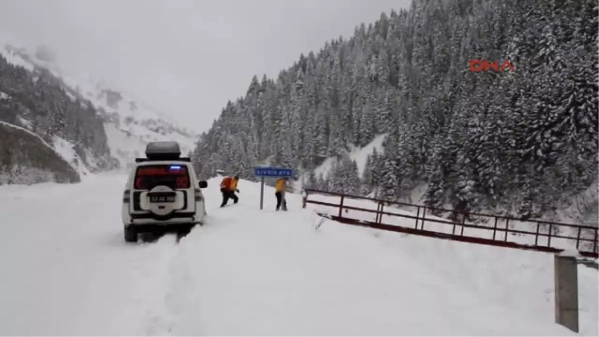 Rize?de Sağlık Ekiplerinden Kar Tatbikatı