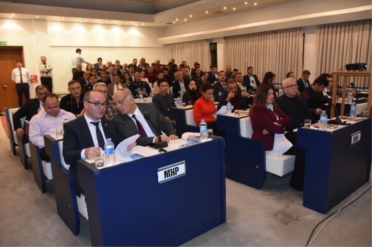 Salihli\'de Yılın Son Meclis Toplantısı Yapıldı