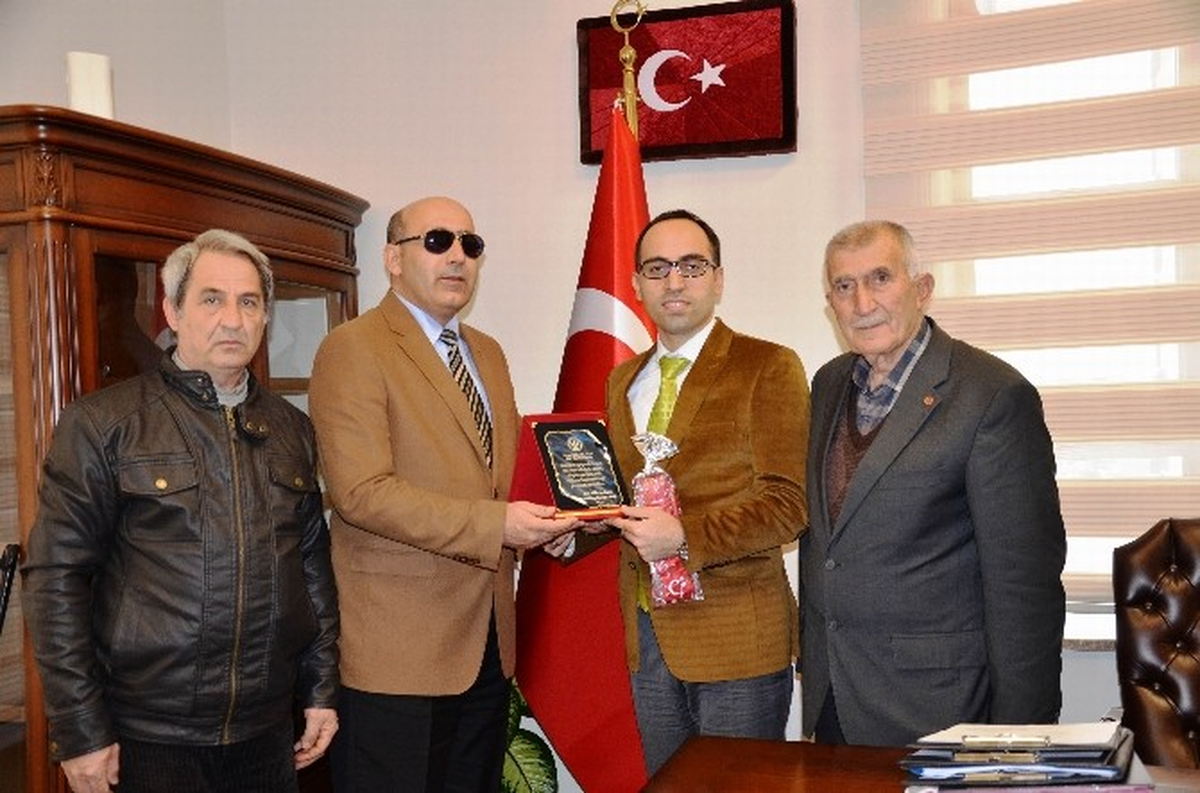 Şehit ve Gazi Aileleri Yardımlaşma ve Dayanışma Derneğinden Vali Yardımcısı Yılmaz\'a Ziyaret