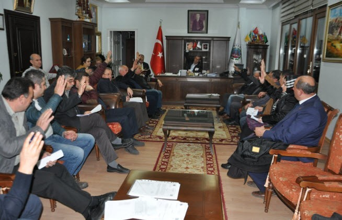 Simav Belediye Meclisi\'nden TL\'ye \'Evet\'