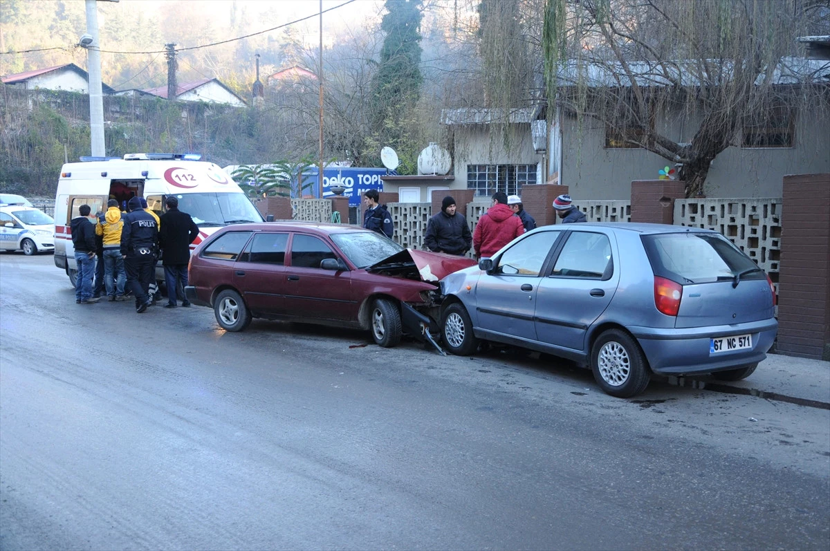 Zonguldak\'ta Trafik Kazası: 1 Yaralı