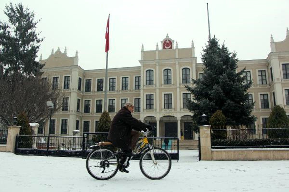 Bolu Beyaza Büründü