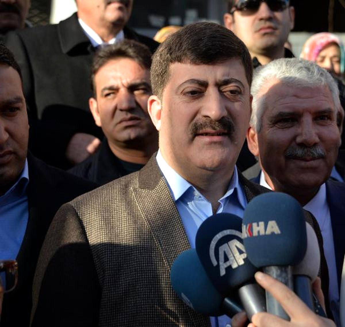 Diyarbakır\'da Polise Saldırıya Kınama