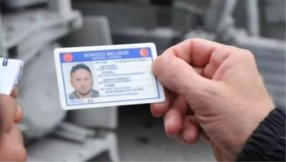 Ehliyet Fiyatı 2017\'de Ne Kadar? İşte Ehliyet Sınav Tarihi ve Ücreti