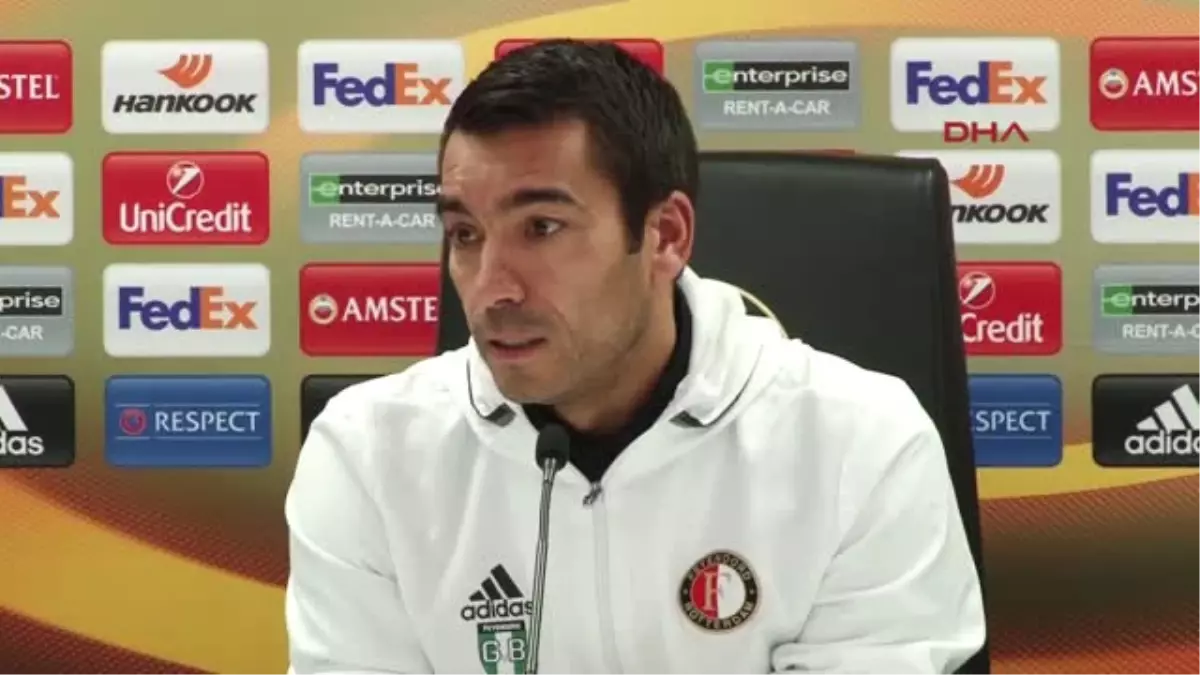 Feyenoord Teknik Direktörü Bronckhorst Iki Farkla Yenmemiz Gerekecek -Hd