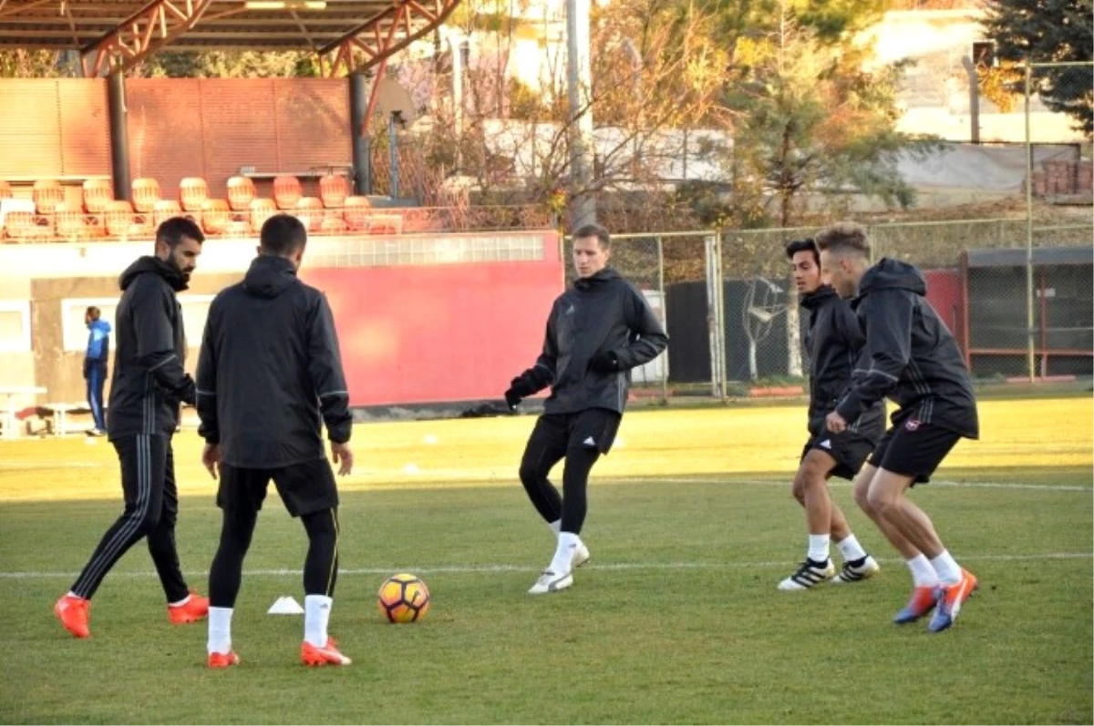 Gaziantepspor Teknik Direktörsüz Çalıştı