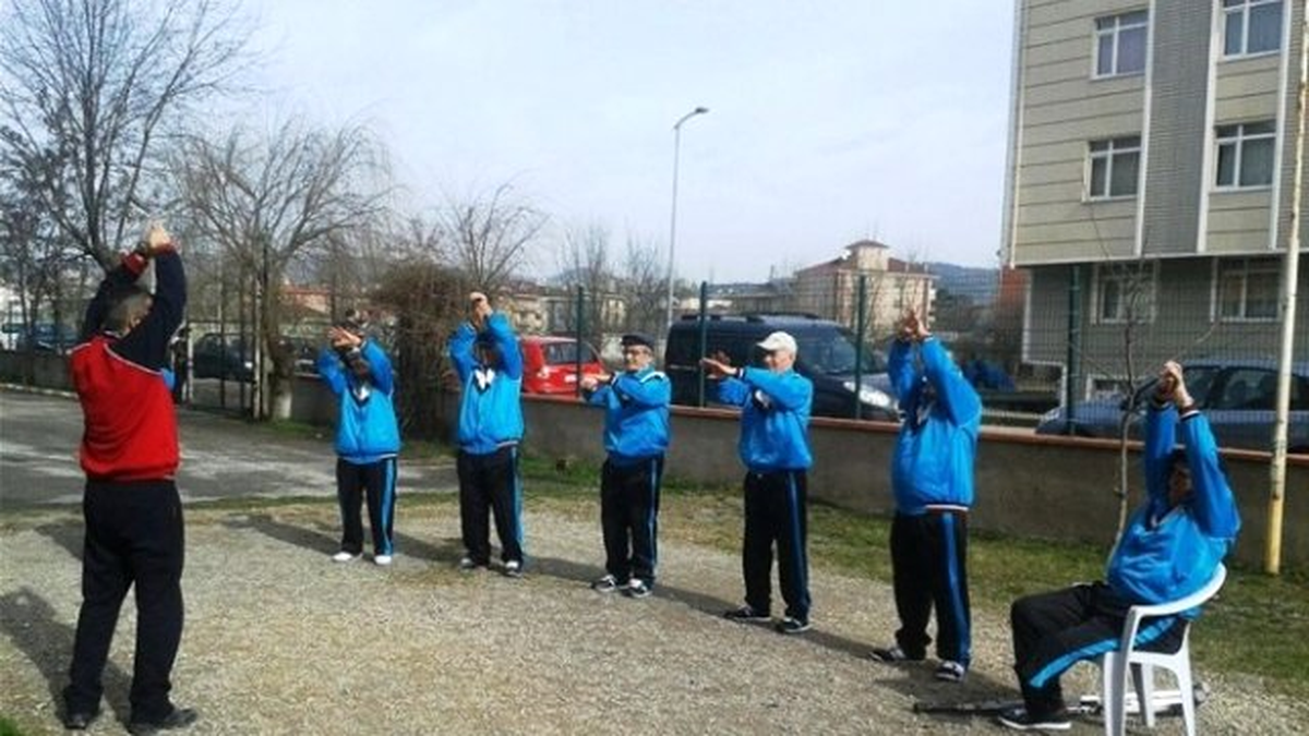 Huzurevinde "Bocce" ile Hareket Ediyorlar