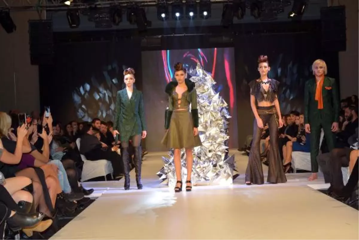 İzmir Fashion Week\'te İkinci Gün