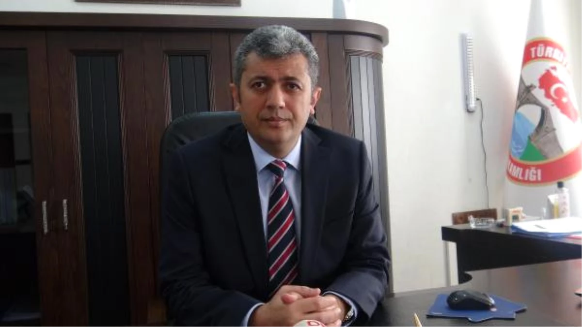 Kayyum Atanan Belediye Başkanı, Silvan\'nın 5 Mahallesine Spor Kompleksi Kuruyor