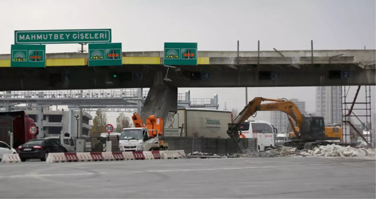 Mahmutbey Gişeleri Yıkılıyor