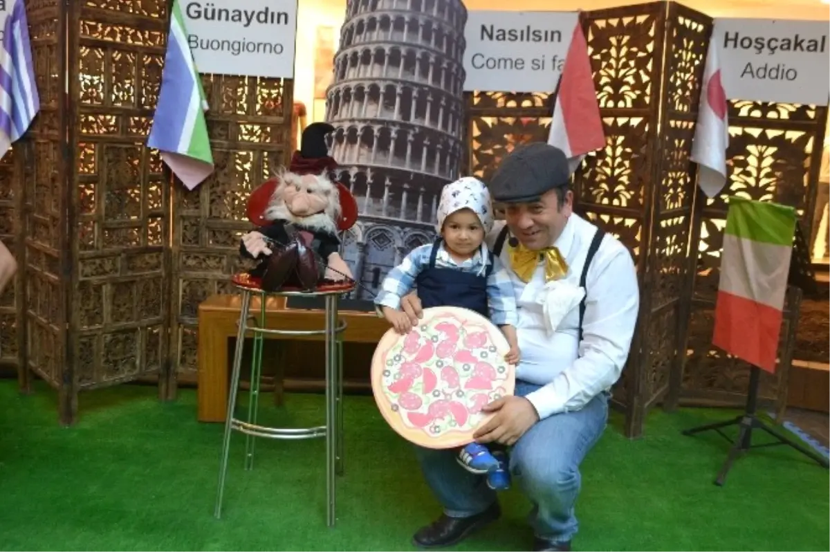 Minikler Dünyayı Gezmeye Piazza\'dan Başlıyor