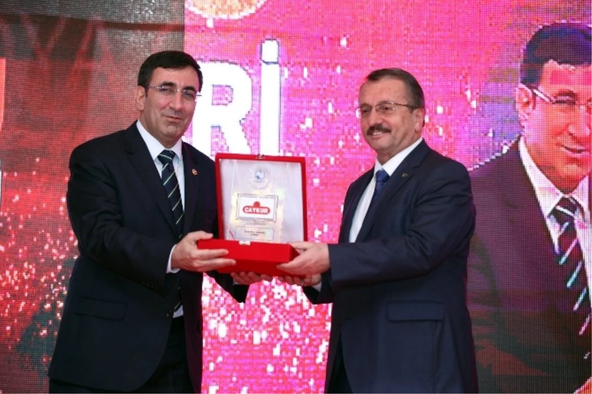 Yılın Milli Markası" Ödülü Çaykur\'un